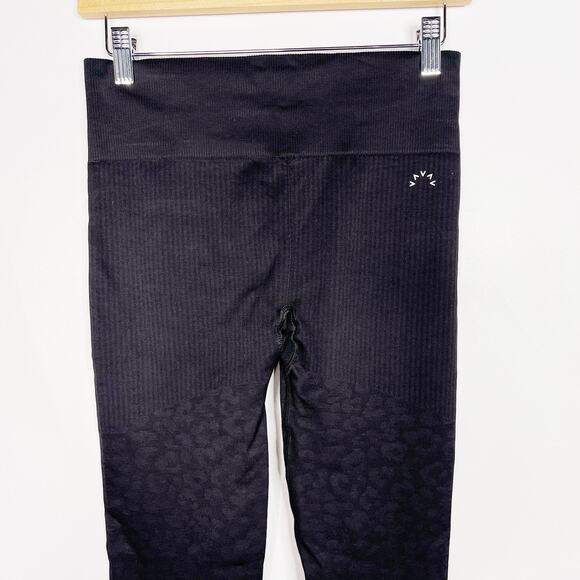 Varley Small S Black Seamless High Rise Quincy Leopard Leggings Jacquard Animal - Picture 6 of 12